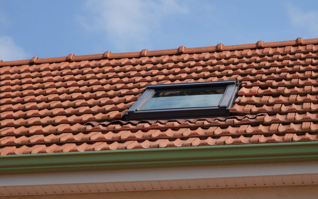 REMPLACEMENT DE FENÊTRES DE TOIT – VELUX